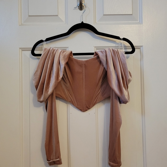 House of CB Holly Blush Velvet Long Sleeved Corset - Picture 8 of 16
